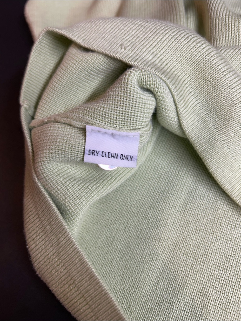 Tommy Bahama Pale Green Silk/Cotton V-Neck Cardigan Sweater - Picture 4 of 6